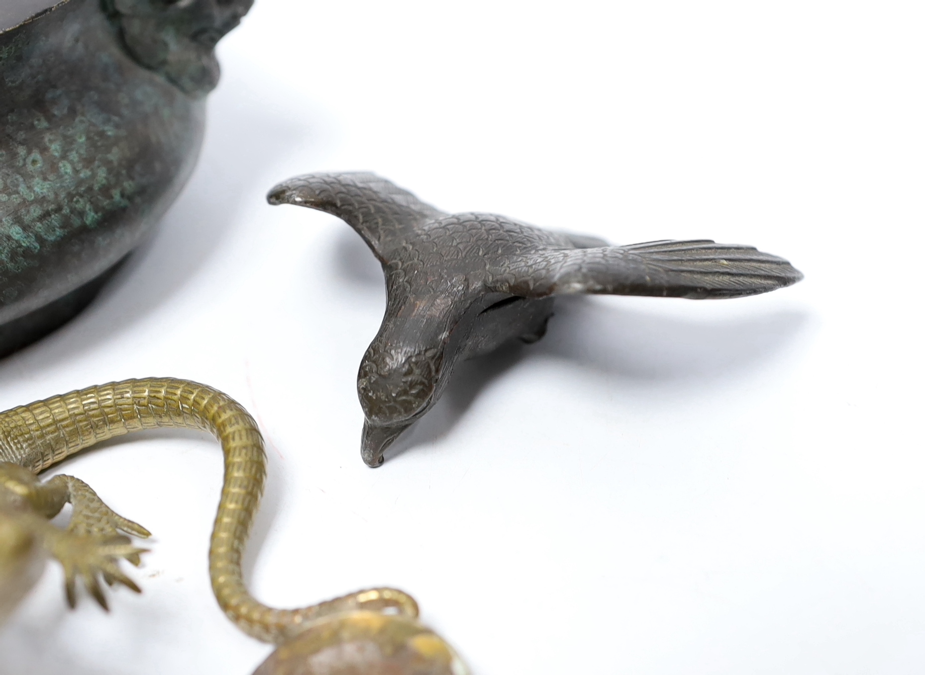 Chinese bronze censer, a Tibetan metal case, Japanese bronze lizard dish and a figure of a bird, diameter 11cm